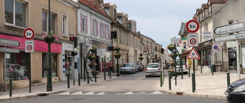 Le Peupleraie Chez L'Habitant Boissy-Saint-Léger Exterior foto